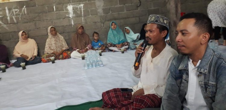 Komunitas Ketimbang Ngemis Bali Buka Puasa Bersama Dengan Buruh Sampah & Pemulung