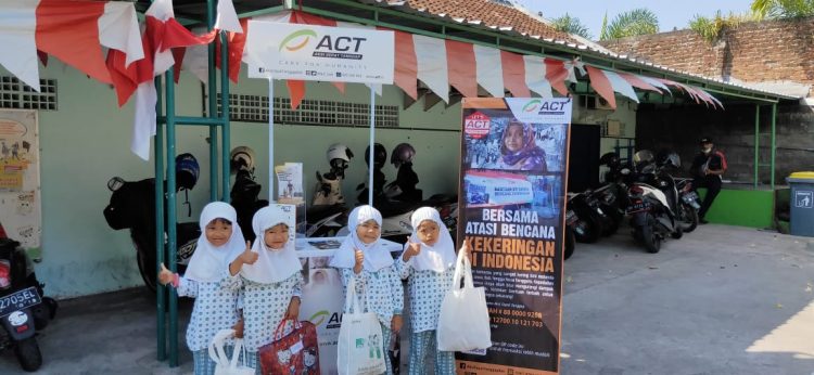 Bali berikan Bantuan  Bencana Kabut Asap