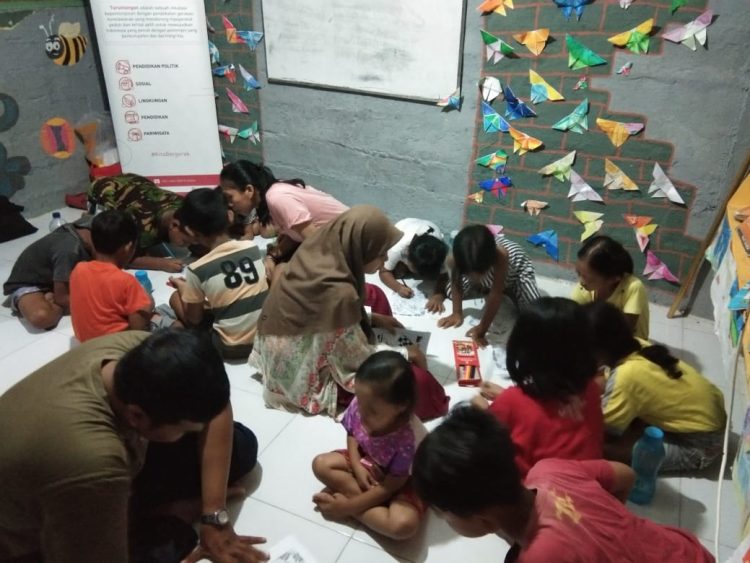 Komunitas TTB Asah Bakat Anak-Anak Rumah Pelangi Berkreativitas