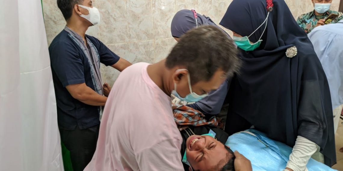 Pemuda AL FATH Tabanan, ASM Bali dan Silverland Company Gelar Khitanan Masal Ditengah Pandemi COVID-19