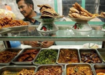 PPKM Level 4 Diperpanjang hingga 2 Agustus, Makan di Warung Maksimal 20 Menit