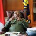 Panas Rebutan Kursi Gubernur Papua, Lukas Enembe Pecat Sekda