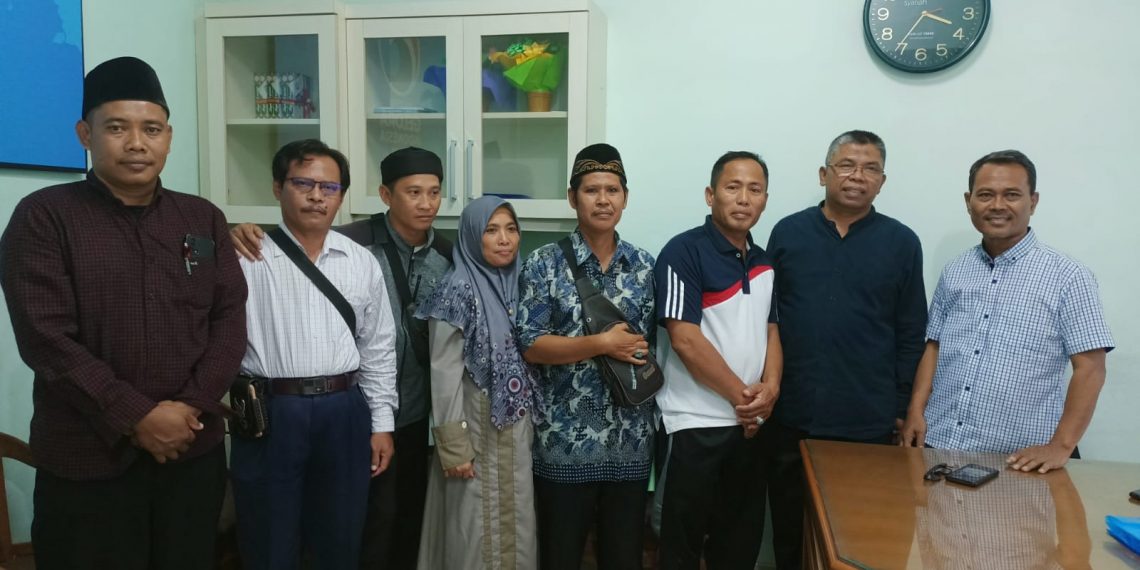 H. Mudjiono Bantu Sahabat Buat Yayasan di Sumberkima, Bentuk Kepedulian Sampai Pelesok Desa