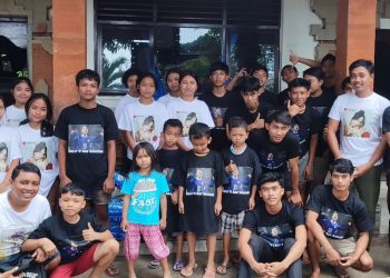 Pemain Ben Chilwell dan Istri nya Berdonasi Kepada Panti Asuhan Semara Putra di Klungkung, Bali