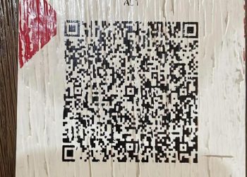 Viral Kegiatan Pelaku Penipuan Tempel QRIS Palsu di Beberapa Masjid di Jakarta