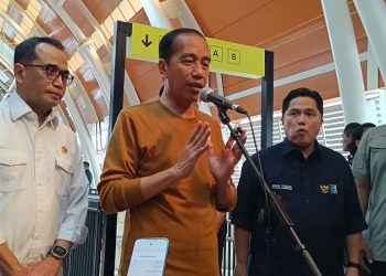 Respons Jokowi Soal LRT Jabodebek yang Salah Desain: Jangan Terlalu Fokus Mencari Kesalahan