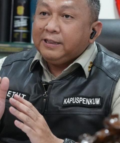 Kejagung Dalami Keterlibatan 8 Perusahaan Swasta dalam Skandal Impor Gula: Mantan Menteri Perdagangan Tom Lembong Ditahan