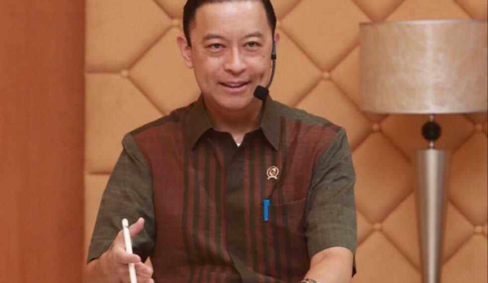 Mantan Menteri Perdagangan Tom Lembong Ditahan Kejagung Terkait Dugaan Korupsi Impor Gula