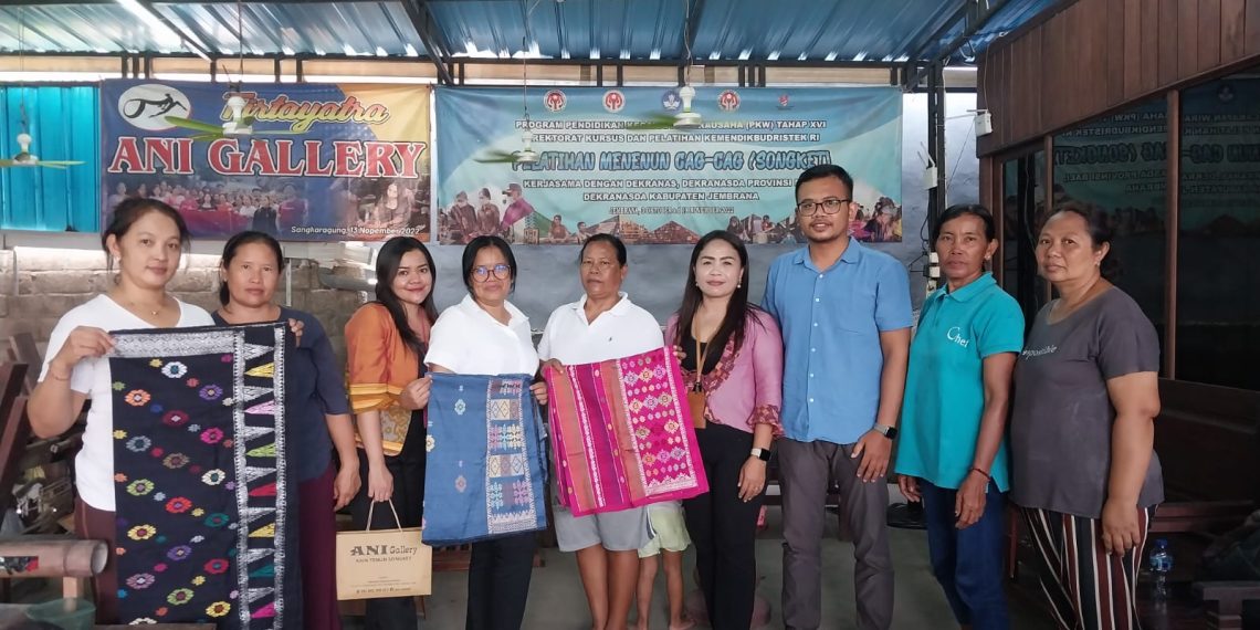 Pendampingan OVOP, Disperindag Bali Tingkatkan Potensi Digital Marketing IKM Di Sentra Tenun