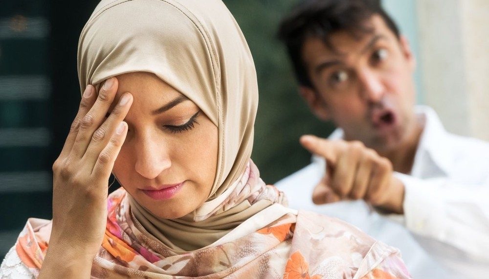 Rujuk Setelah Talak Satu: Kembali ke Pelukan Suami Tanpa Akad Nikah Baru?