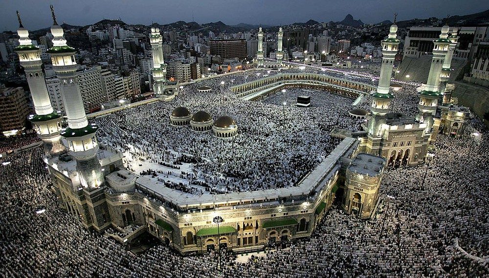 Arab Saudi Perketat Pengamanan Makkah Jelang Haji 1446 H: Larangan Masuk Tanpa Visa Haji Resmi Berlaku 29 April 2025