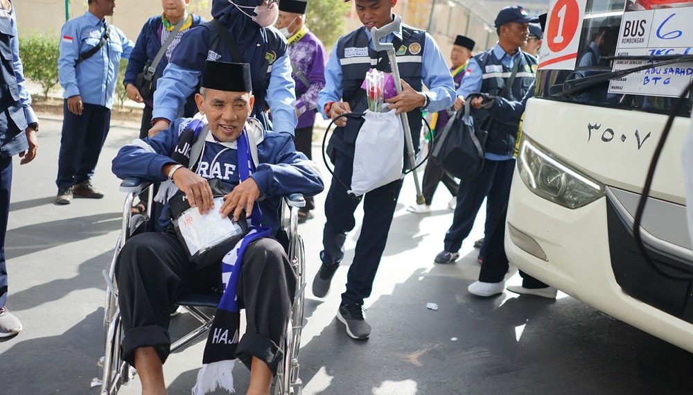 Kloter Pertama Jemaah Haji Indonesia Tiba di Madinah, Diiringi Doa dan Harapan Sukses Ibadah