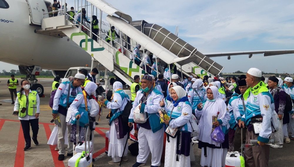 Doa dan Harapan Mengiringi Kepulangan Jamaah Haji: Suci, Syukur, dan Berkah di Tanah Air