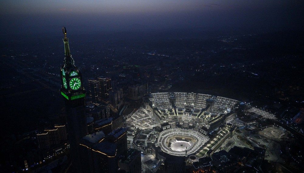 Masjidil Haram: Simbol Keagungan dan Cahaya Iman di Tengah Kegelapan Makkah