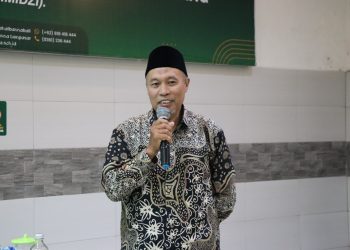 Kajian Parenting Sekolah Albanna, Bekali Guru dan Pegawai dengan Ilmu Parenting Efektif